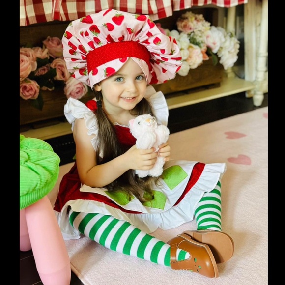 Strawberry Shortcake Costume Size 3-4T ♥️ 5 piece set - Picture 2 of 7